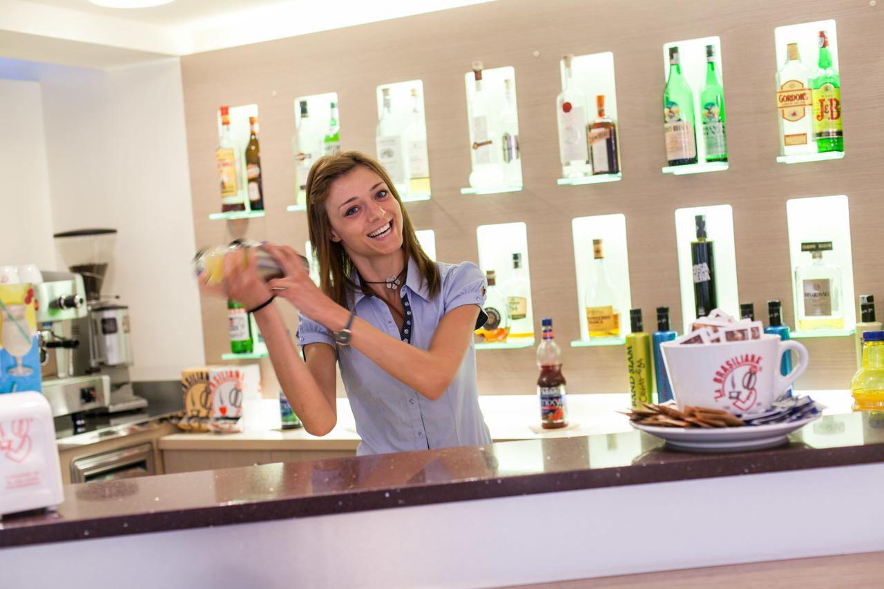 Hotel Krone Lido di Classe Esterno foto