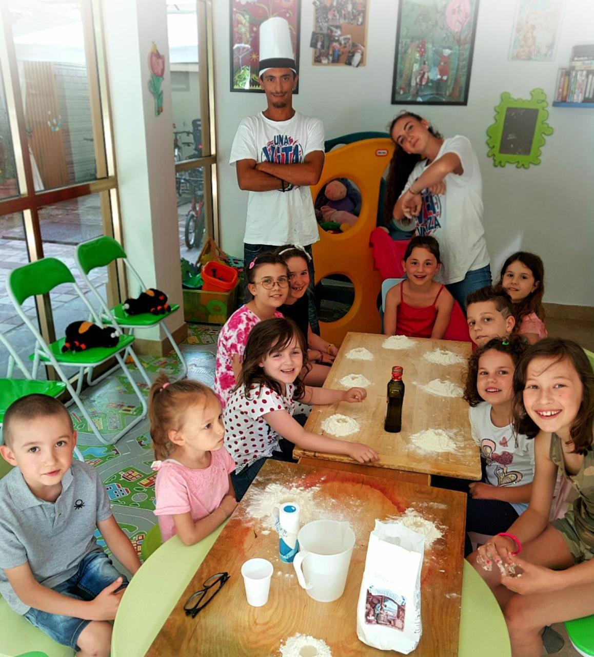 Hotel Krone Lido di Classe Esterno foto